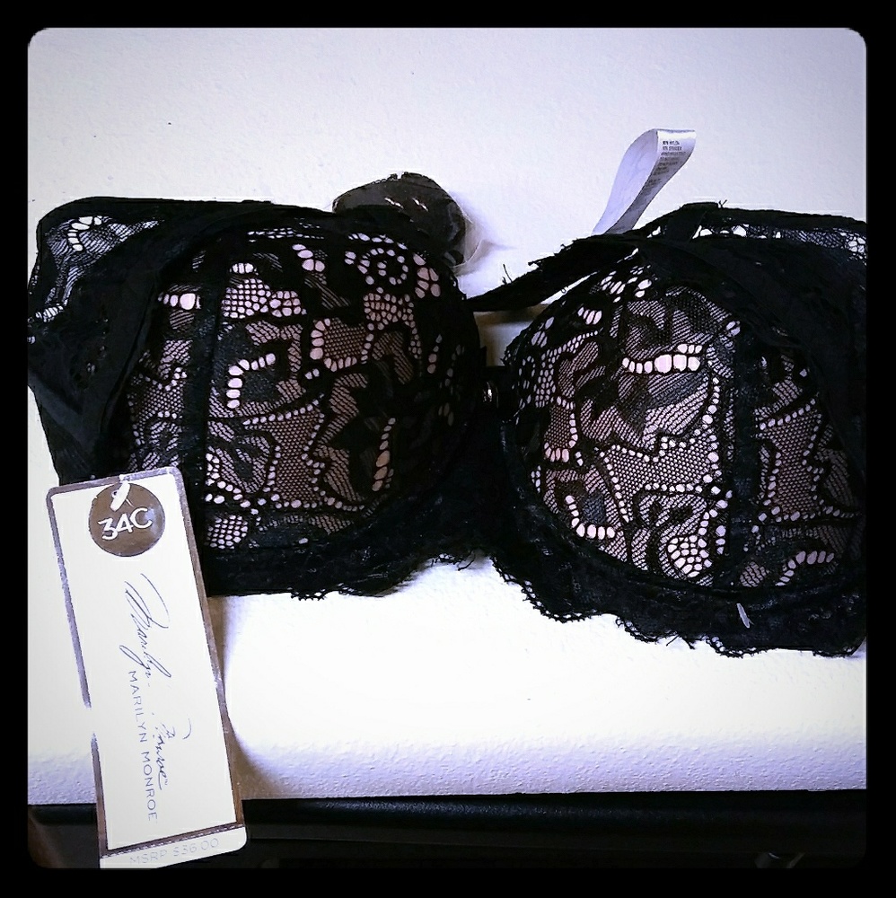 Marilyn monroe stapless push up bra
